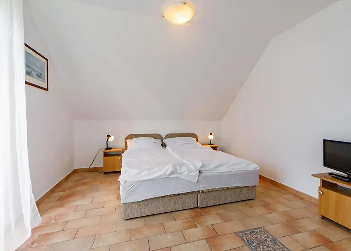 Edina By Interhome Balatonszarszo