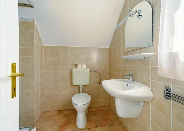 Semesterbostad Edina By Interhome